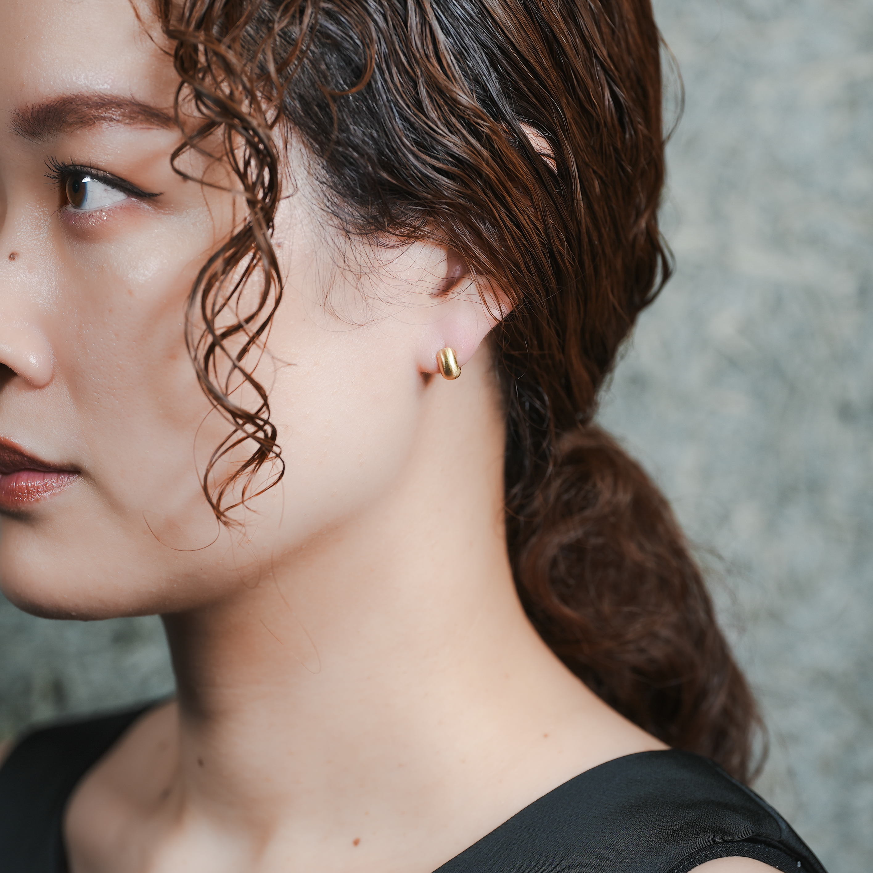 HUMETE ’BAUHAUS’ PIERCED EARRINGS [et-P119S]